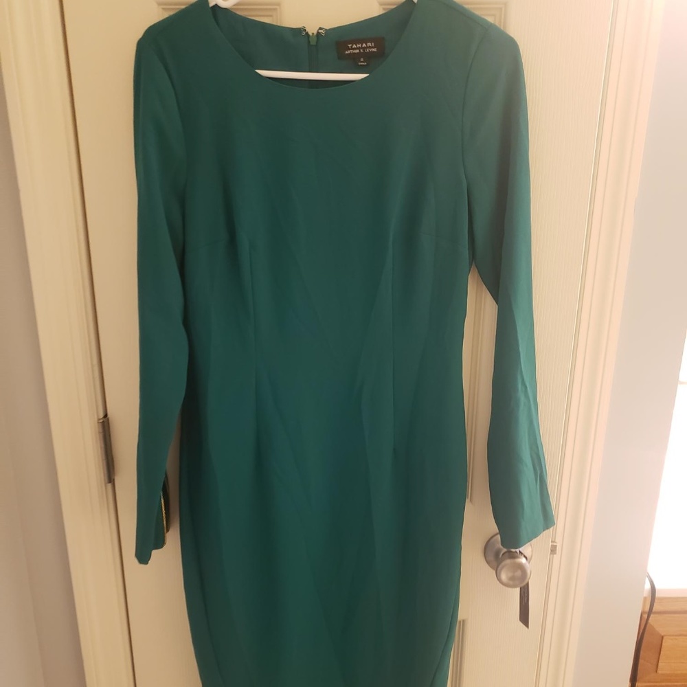 Green Knee Lenght Dress